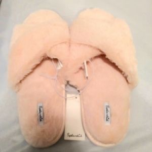 NWTS Splendid Light Pink Slippers L/M